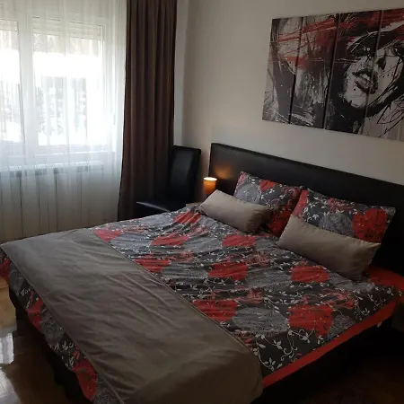 Lazarevic Lux *