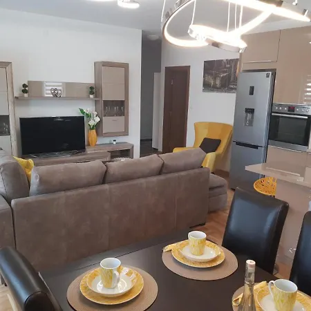 Lazarevic Lux Apartment *